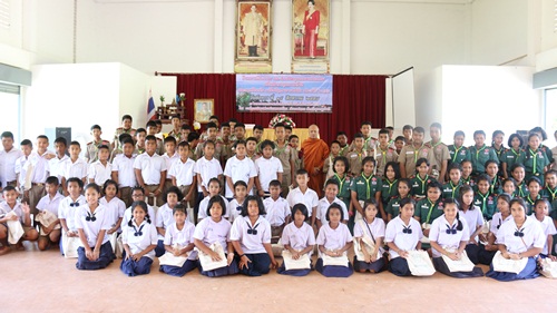 โครงการฝึกอบรม และส่งเสริมคุณธรรมจริยธรรม เพื่อพัฒนาคุณภาพชีวิต และการป้องกัน แก้ไขปัญหายาเสพติด ประจำปี 2558